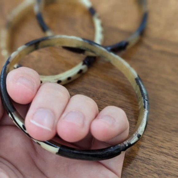 VINTAGE Painted Bangle Set of 3 Retro Boho Handmade Tribal Statement Jewelry - Picture 5 of 9